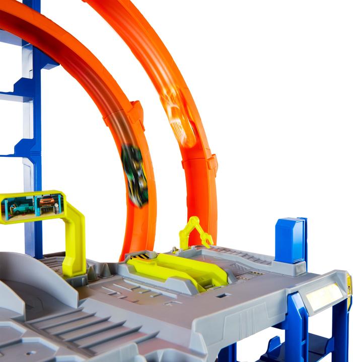 Actual product image Hot Wheels City Mega Garage