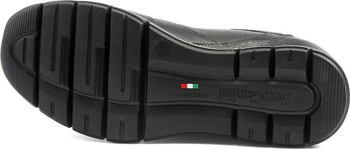 Actual product image Nero Giardini Agosta (38)