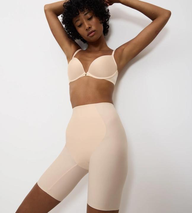 Immagine prodotto Triumph Shapewear Hose "Medium Shaping Series Panty L" (M, Confezione singola)