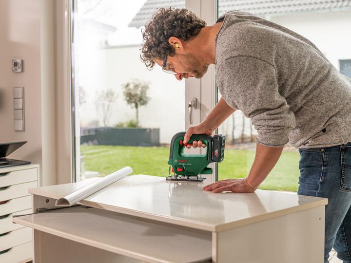 Image du produit Bosch Home & Garden UniversalSaw 18V-100