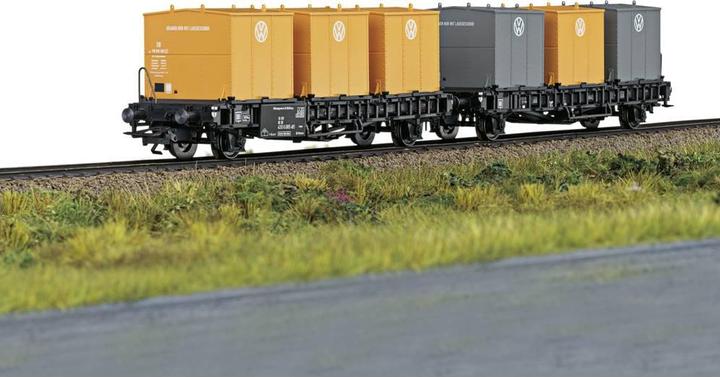 Actual product image Trix H0 24162 H0 DB container transport double wagon (Track IV)
