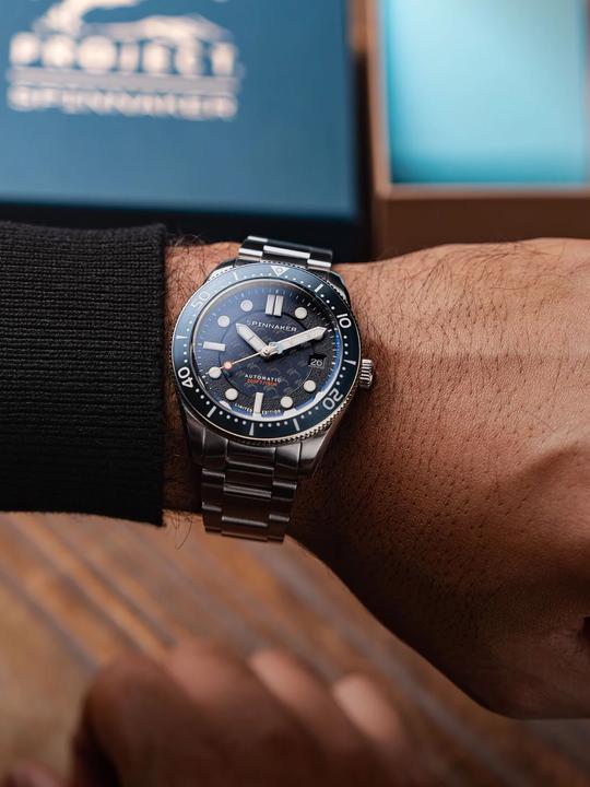 Actual product image Spinnaker SP-5129-11 (Rotating bezel left, 40 mm)