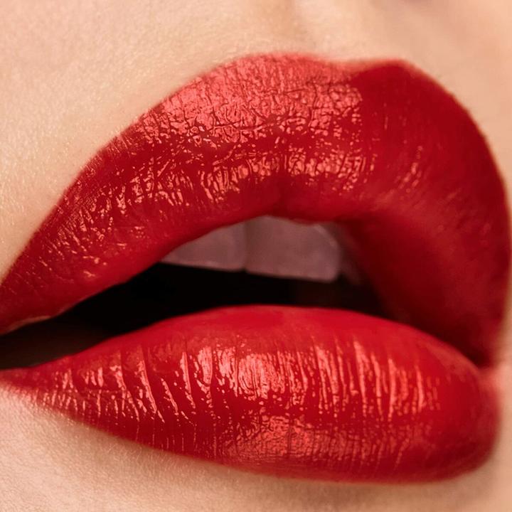 Actual product image Elizabeth Arden LIP COLOR lipstick #07-legendary red matte 4 gr (07 Legendary red matte)