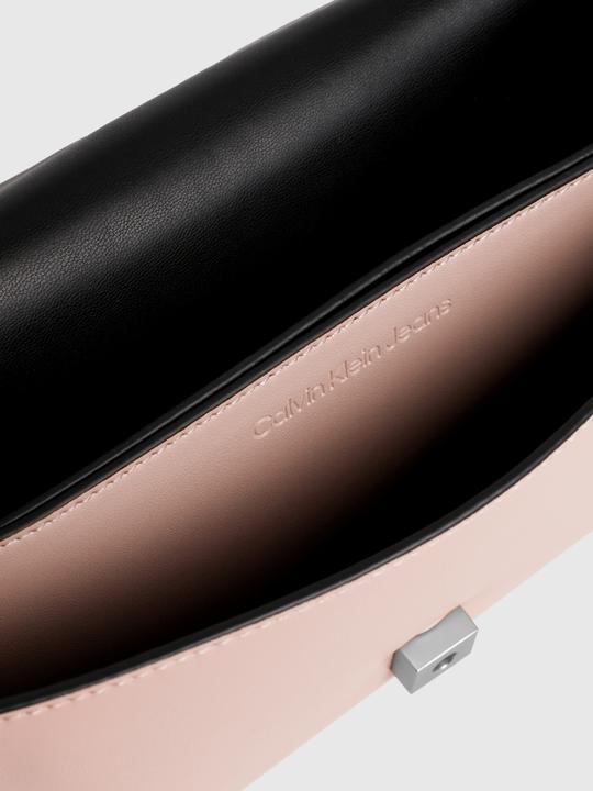 Image du produit Calvin Klein Sac à main moulé Ew Flap pour femme