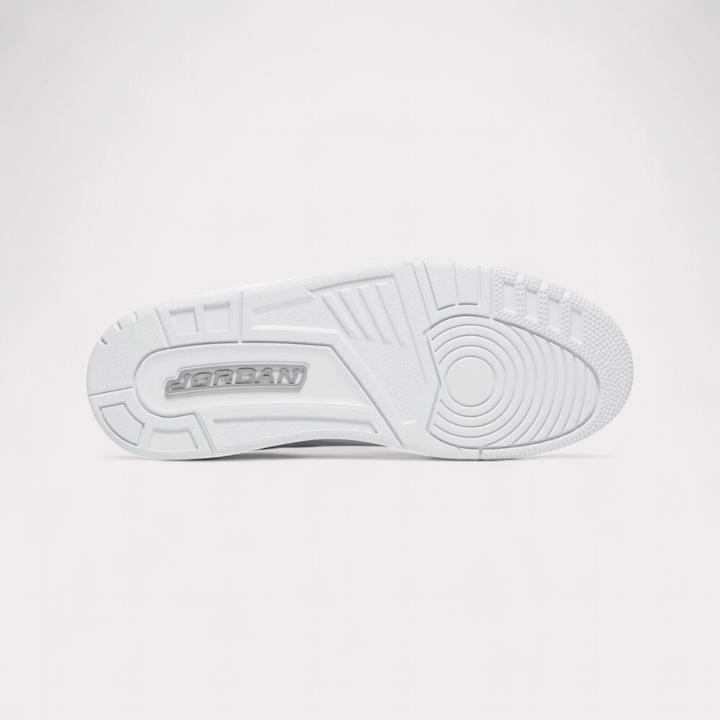 Immagine prodotto Nike Air Jordan 3 Retro (40)