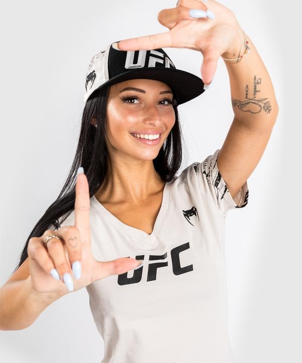 Produktbild UFC | Venum Authentic Fight Week 2.0 T-Shirt - For Women (M)