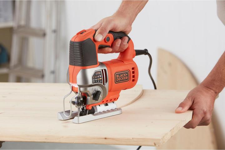 Image du produit Black & Decker Scie sauteuse pendulaire B&D BES610KQS