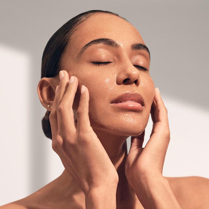 Actual product image Elemis Pro-Collagen Glow Boost Exfoliator 100ml (Exfoliation, 100 ml)