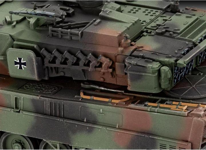 Produktbild Revell Leopard 2 A7V