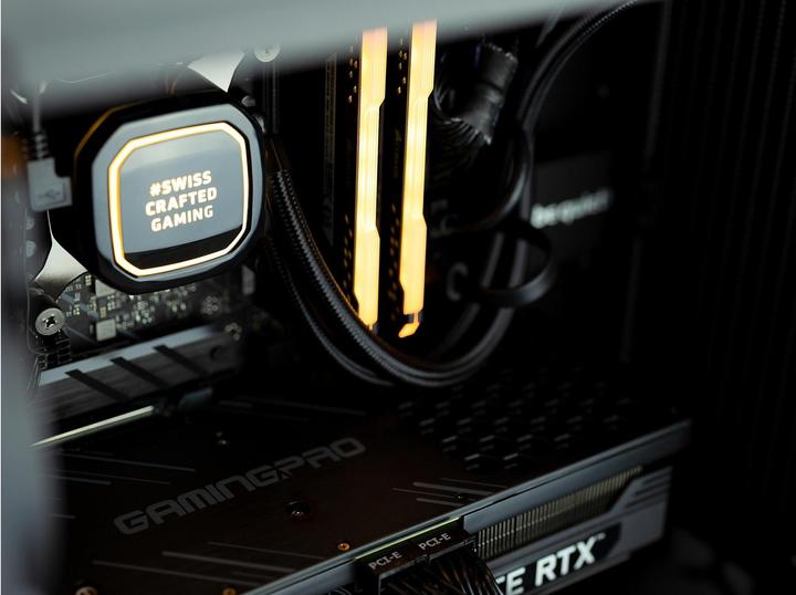 Image du produit Joule Performance eSports RTX4090 I9 (Intel Core i9-13900K, 32 Go, 2000 Go, GeForce RTX 4090)