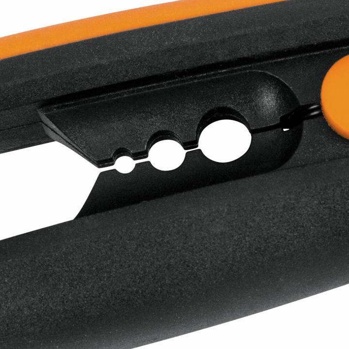 Actual product image Fiskars P32 pruning shears bypass