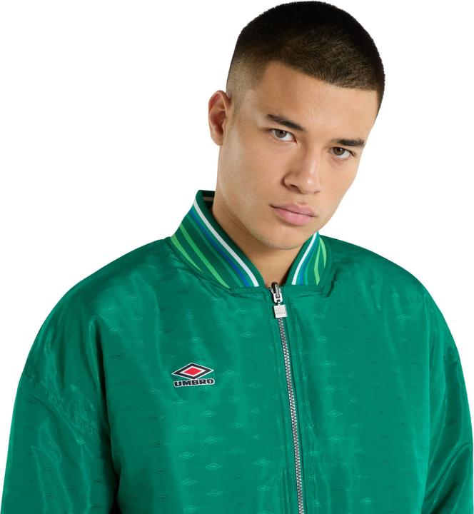 Actual product image Umbro Mens Ramsey Reversible Track Jacket (XL)