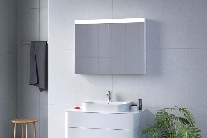Produktbild Schneider Spiegelschrank PATALine, 161.131, 130/3/GT/LED, mittlere Tür gross
