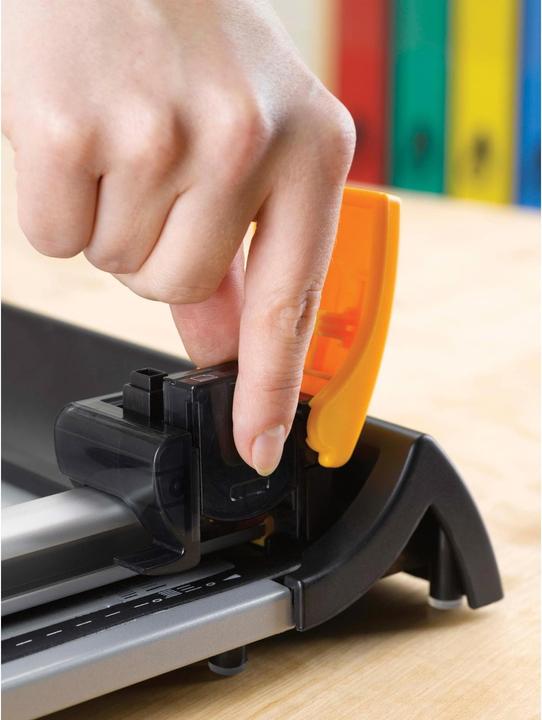 Produktbild Fellowes Rollenschneidemaschine Neutron A4 (10 Blätter, A4)