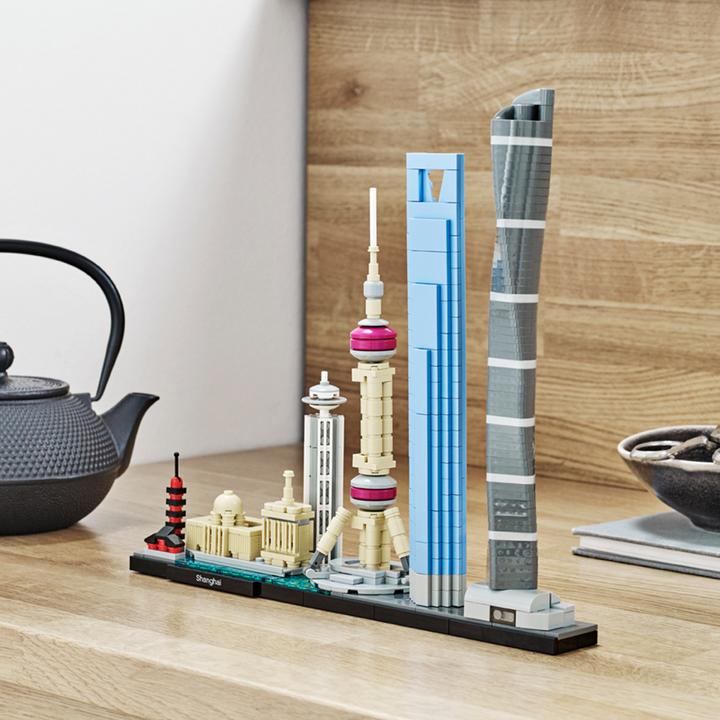 Actual product image LEGO Shanghai (21039, LEGO Architecture)