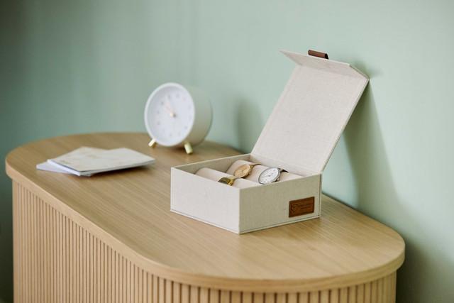 Actual product image Love it Store it Premium watch box