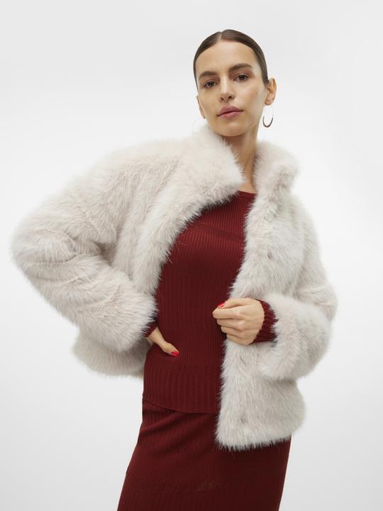Actual product image Vero Moda VMMONROE jacket Faux fur jacket (XL)