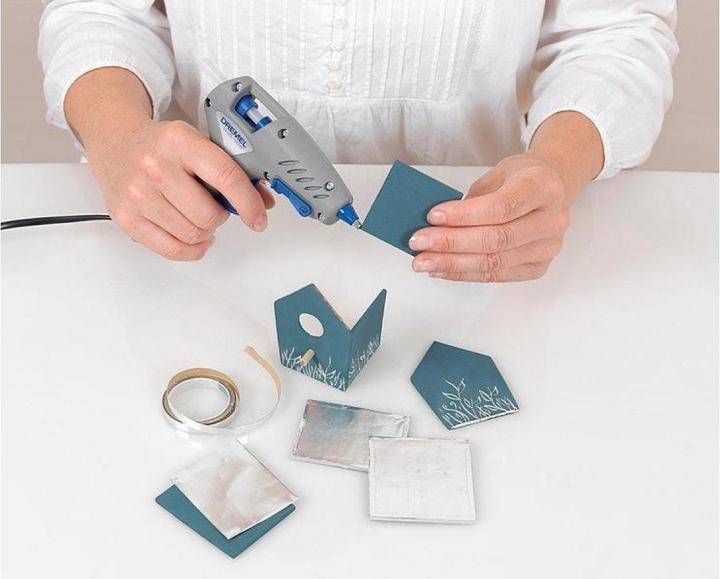 Produktbild Dremel Transparente Klebestifte, Mehrzweck, hohe Temperatur, 65 g, Ø 7mm (12 Stück)