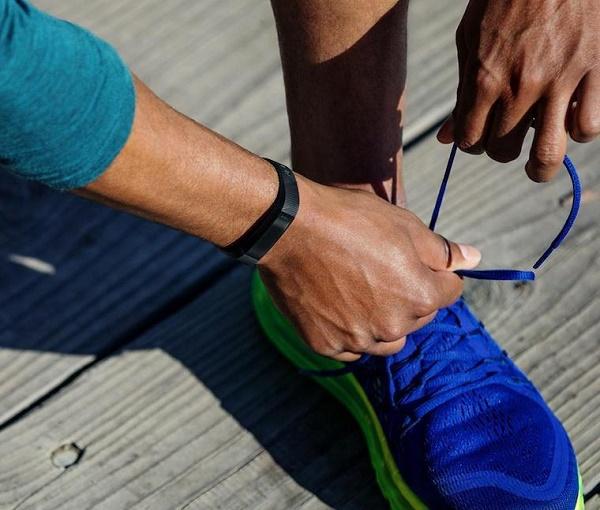 Produktbild Fitbit Alta HR (15 mm)