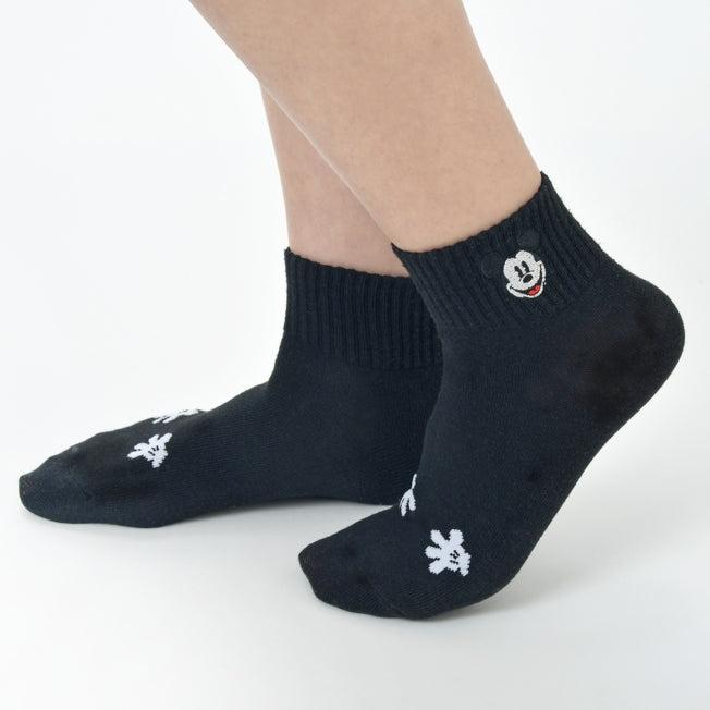 Immagine prodotto Disney Mickey Socken mit kurzer Gesichtsstickerei Schwarz 36-39 (36 - 39)