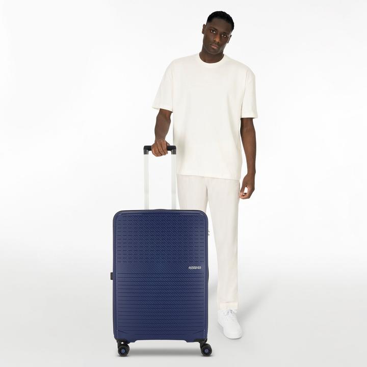Actual product image American Tourister Summer Hit 4 wheels trolley 67 cm (62.50 l, M (50 - 90l))