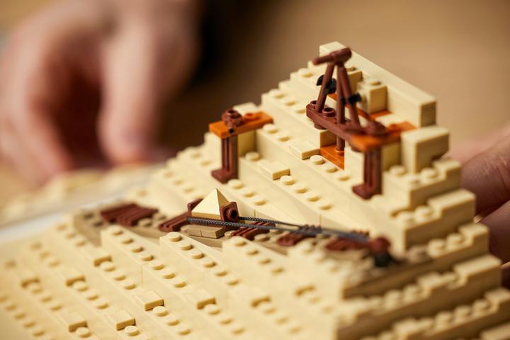 Actual product image LEGO Great Pyramid of Giza (21058, LEGO Architecture)