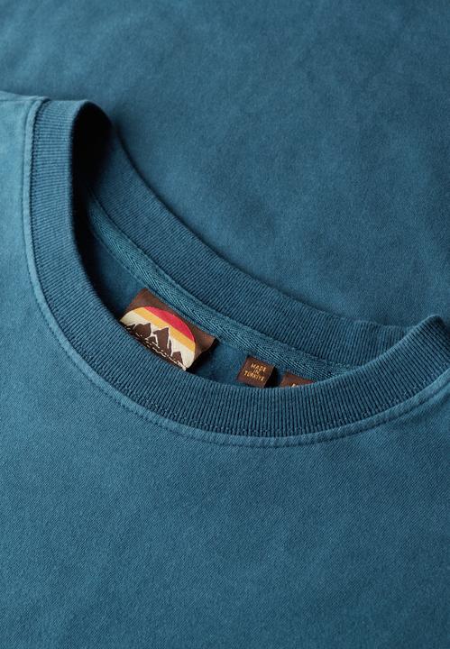 Actual product image Superdry Classic Core Logo Shadow Tee (L)