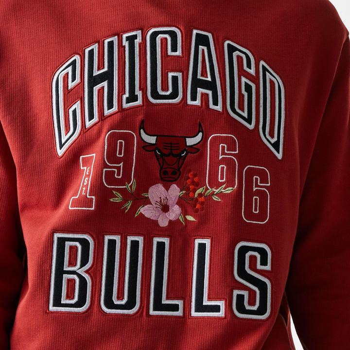 Immagine prodotto New Era Oversize NBA Pullover - FLORAL Chicago Bulls rot L (L)