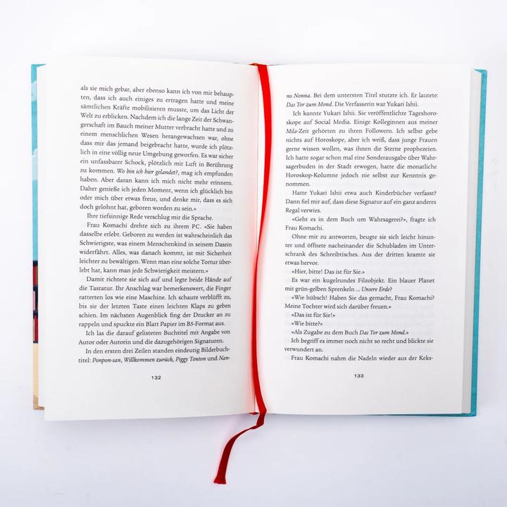 Actual product image Frau Komachi empfiehlt ein Buch (German, Sabine Mangold, Michiko Aoyama, 2023)