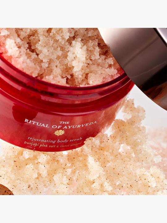 Produktbild Rituals The Ritual Of Ayurveda Rejuvenating Body Scrub (300 ml)
