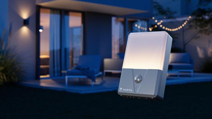 Actual product image Varta Motion Sensor Outdoor Light TWINP 16634 101 402