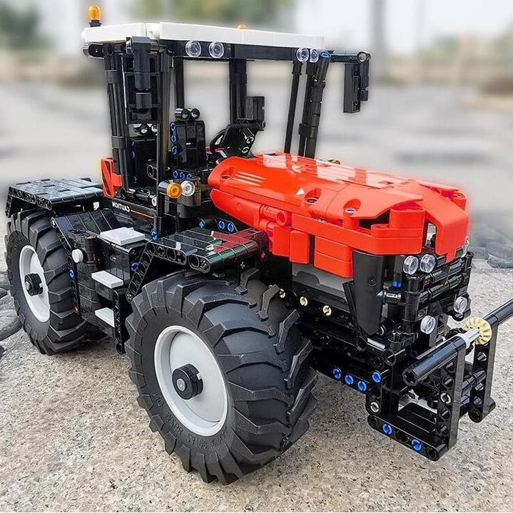 Actual product image Mould King Tractor