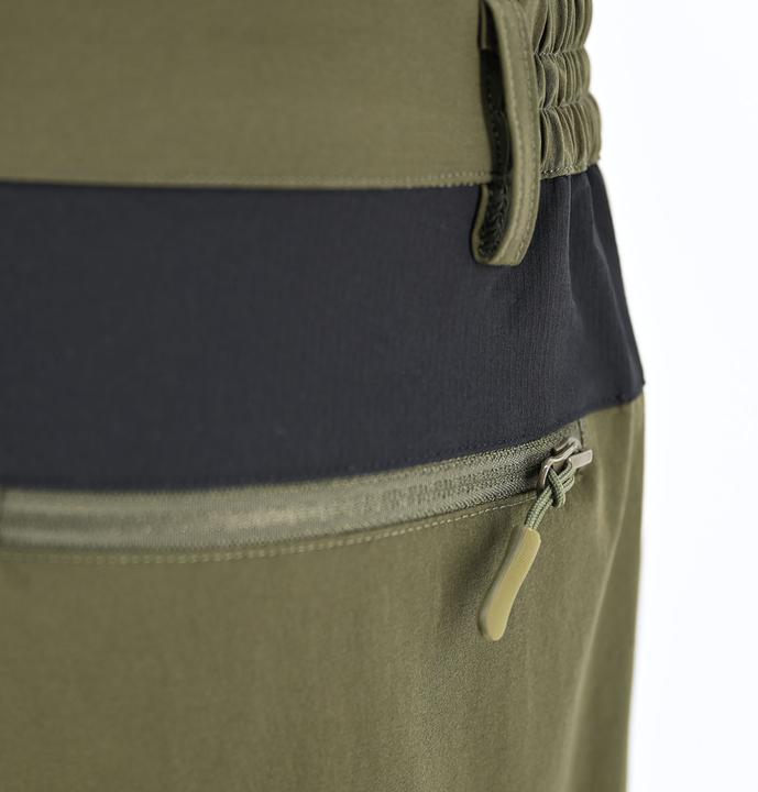 Actual product image Bushpeak Short hiking trousers (Frequency band 38 (2600 MHz))