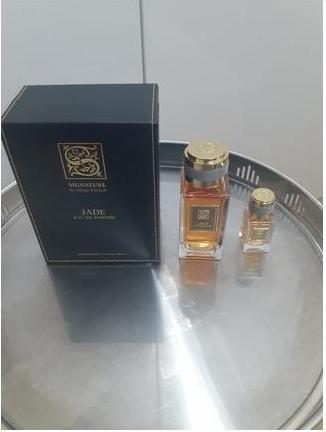 Actual product image Universal Textiles Signature Jade Unisex 100ml Eau De Parfum (Eau de parfum, 100 ml)