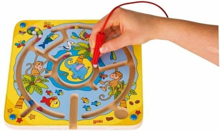 Actual product image Goki Magnetic maze island