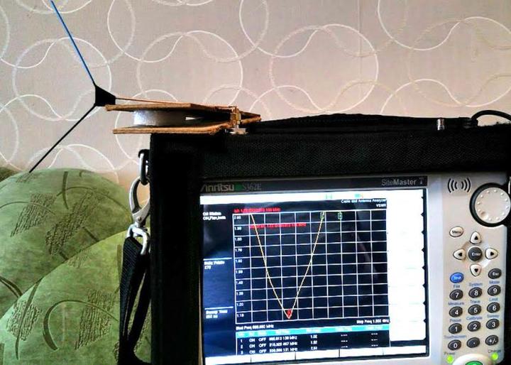 Produktbild TBS MicroVee 868Mhz Crossfire Antenne (Drohnen Antenne)