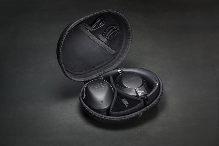 Produktbild ASUS ROG Strix Go BT (Kabellos, Kabelgebunden)