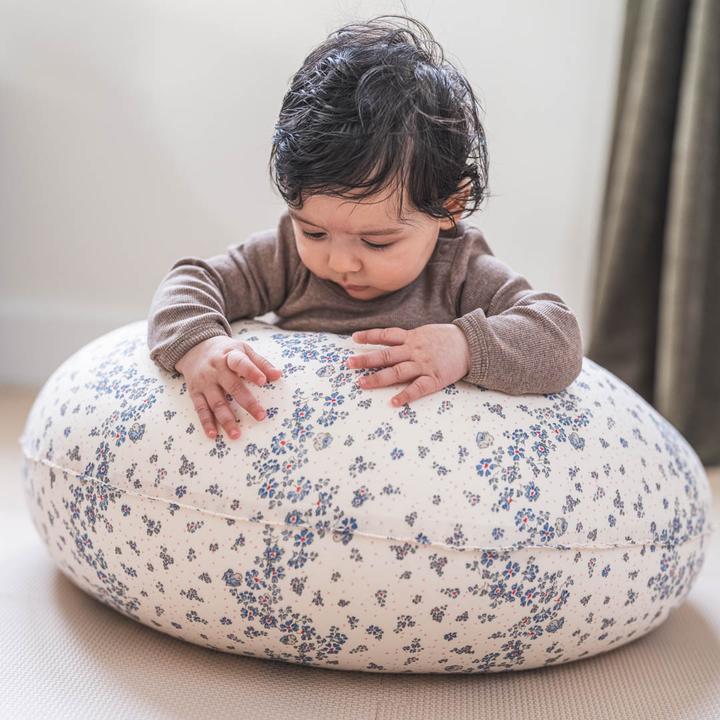 Productafbeelding That's mine - Moon Nursing Pillow - Sprinkles hearts off white - Onesize (190 cm)