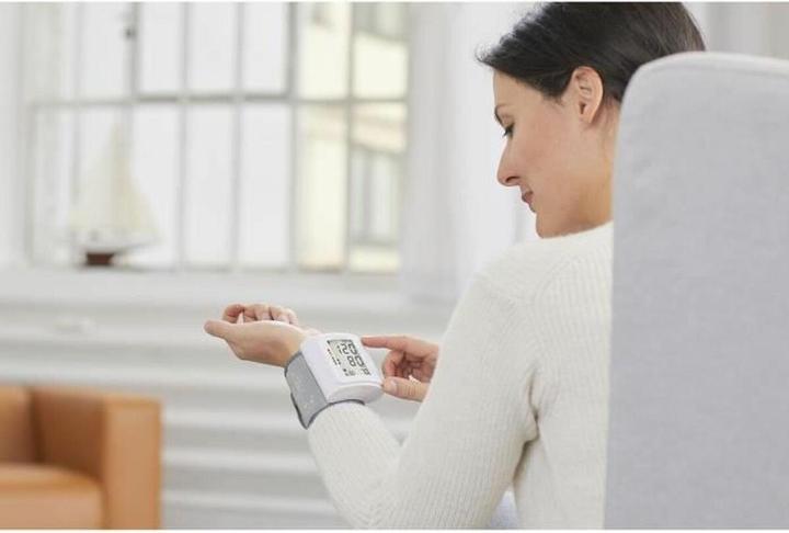 Actual product image Medisana BW320 (Blood pressure monitor wrist)