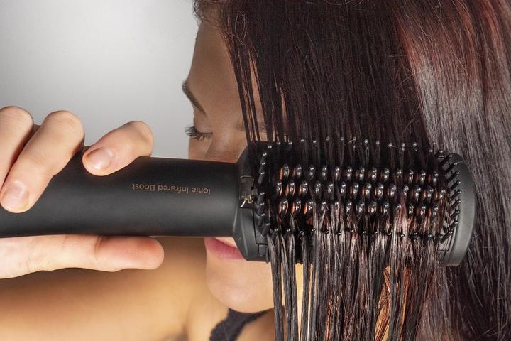 Produktbild Concept VH6040 Haarstyling-Gerät Heissluftbürste Dampf Schwarz Bronze 550 W 2 2 m