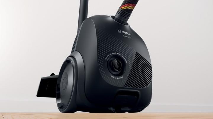 Produktbild Bosch Hausgeräte Bodenstaubsauger