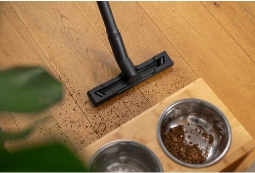 Produktbild Kärcher Professional SE4 (Nass-Trockensauger)