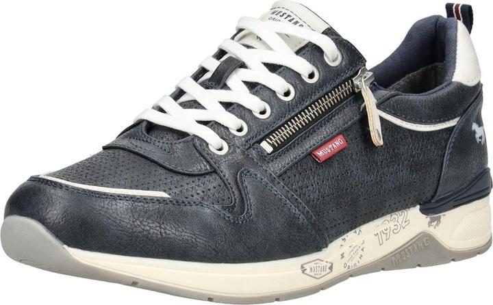 Actual product image Mustang Sneaker (42)