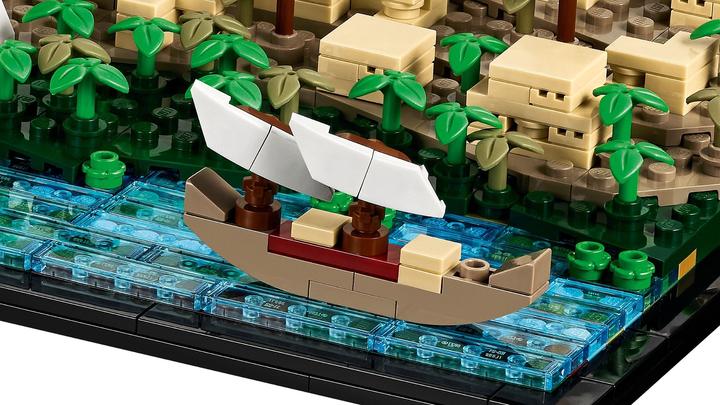 Actual product image LEGO Great Pyramid of Giza (21058, LEGO Architecture)