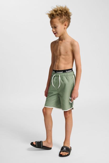 Actual product image hummel hmlSWELL BOARD SHORTS (146)
