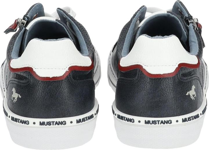 Immagine prodotto Mustang Questa scarpa stringata alla moda è un must have assoluto di questa stagione. La scarpa è dotata di (41)