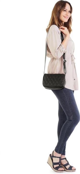 Actual product image Cluty Umhängetasche