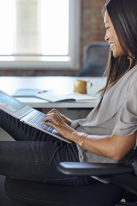 Produktbild HP EliteBook Folio G1 (12.50", Intel Core M5-6Y54, 8 GB, 256 GB, CH)