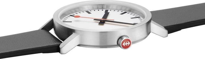 Actual product image Mondaine Classic Pure (Analogue wristwatch, Swiss made, 40 mm)