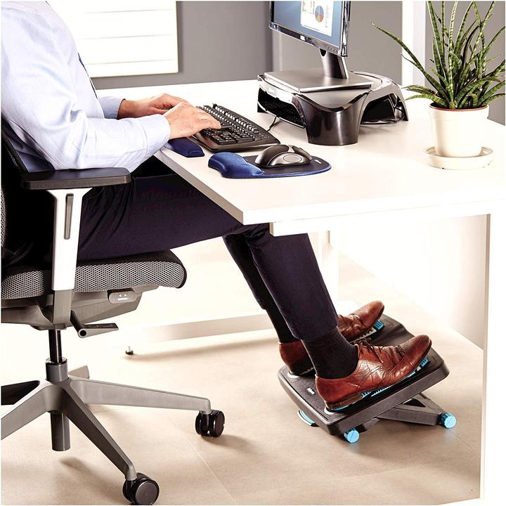 Actual product image Fellowes Footrest (45.5 x 33 cm)
